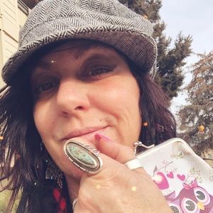 Meet your Posher, Rebekah